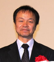 �����@���@����