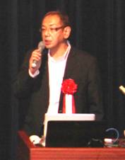 ���с@��L�@����