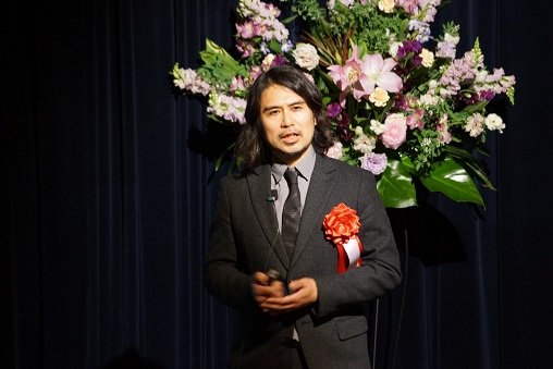 株式会社トラヴォス 代表取締役 篠原 英良|第112回受賞者