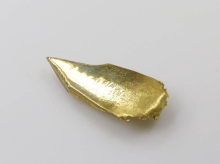 金の風合いを実現する金色合金素材「ゴールドマスター」