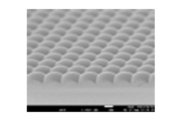 株式会社協同インターナショナル｜「ナノインプリント技術」｜02